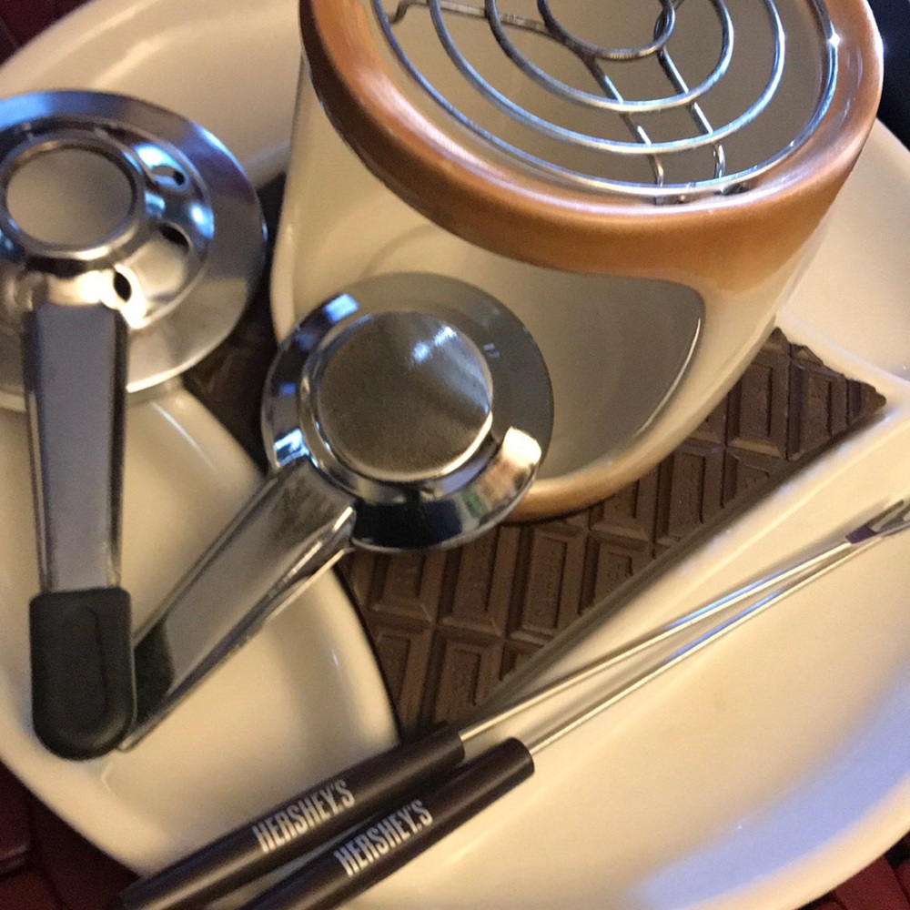 HERSHEY S’mores Travel Kit
